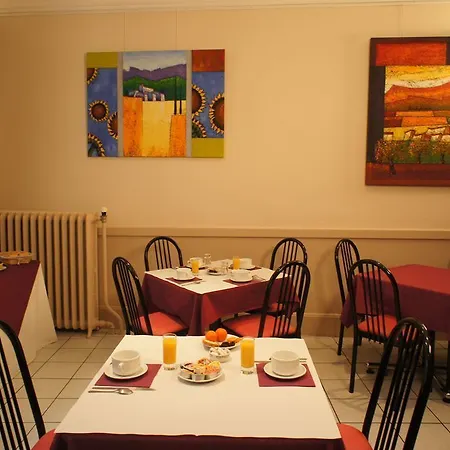 Des Alpes Hotel
