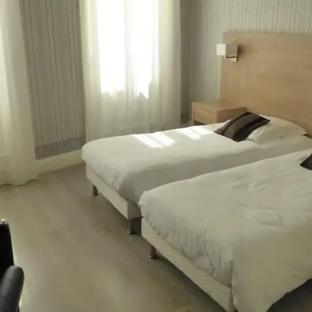 Hotel Des Alpes 2*